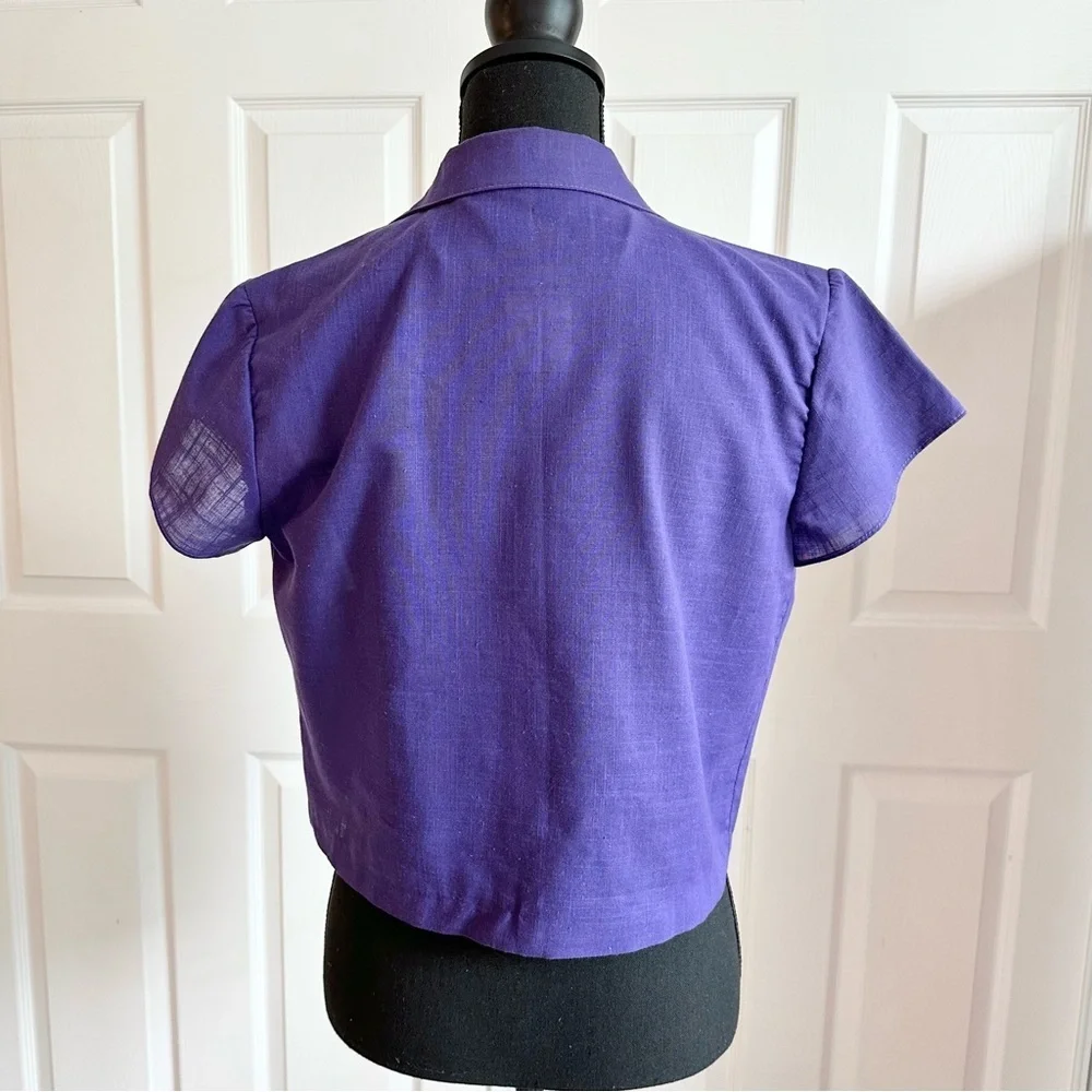 Vintage 1970’s Grape Purple Collared Bolero Style Jacket Coverlet Top - Picture 3 of 4